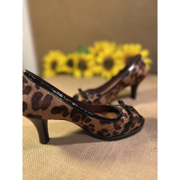 Nurture Mohair Peep Toe Pump-Women's 7M - Picture 8 of 12